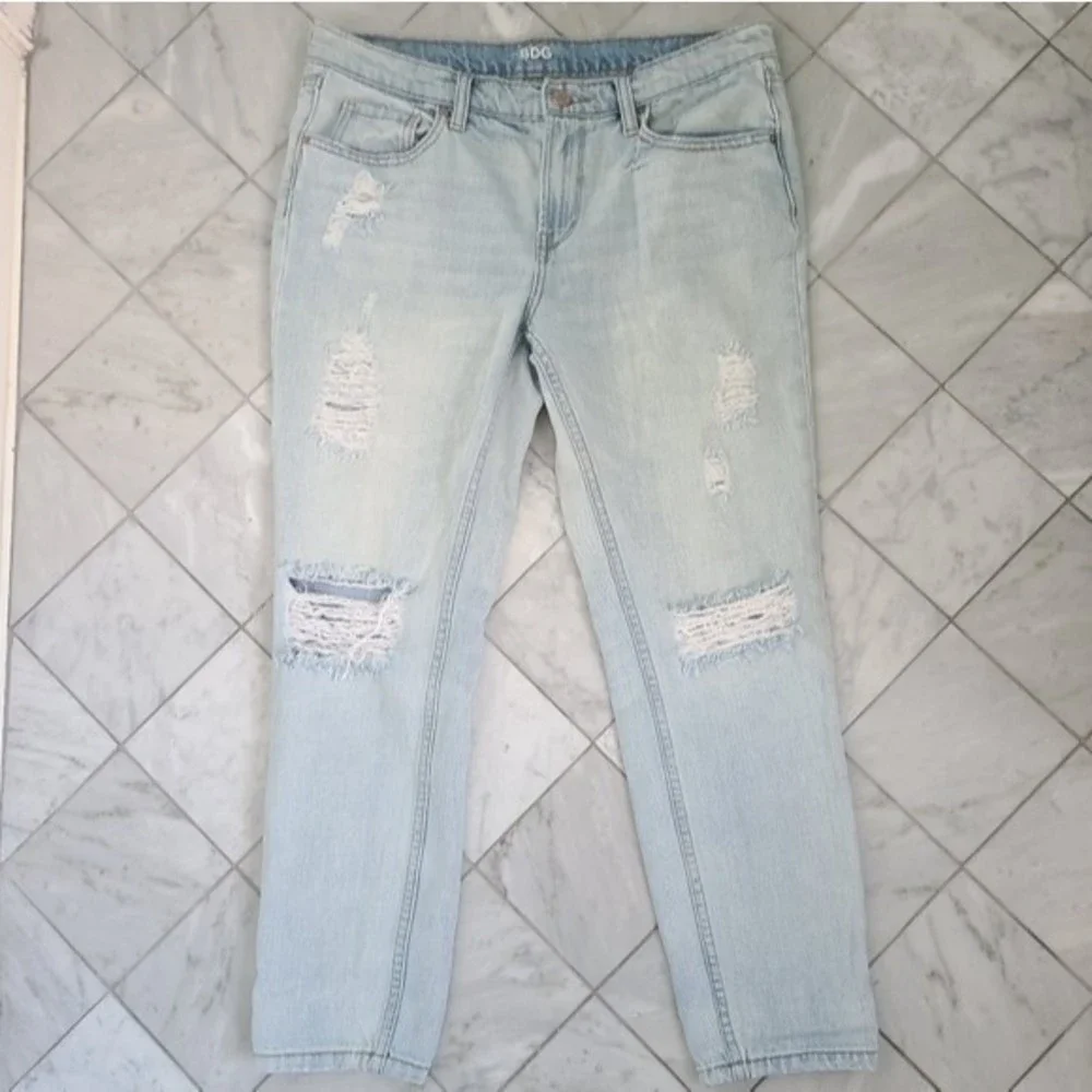 BDG Urban Outfitters Slim Boyfriend Jeans Distressed Ripped Jeans Blue 29 - Picture 4 of 6